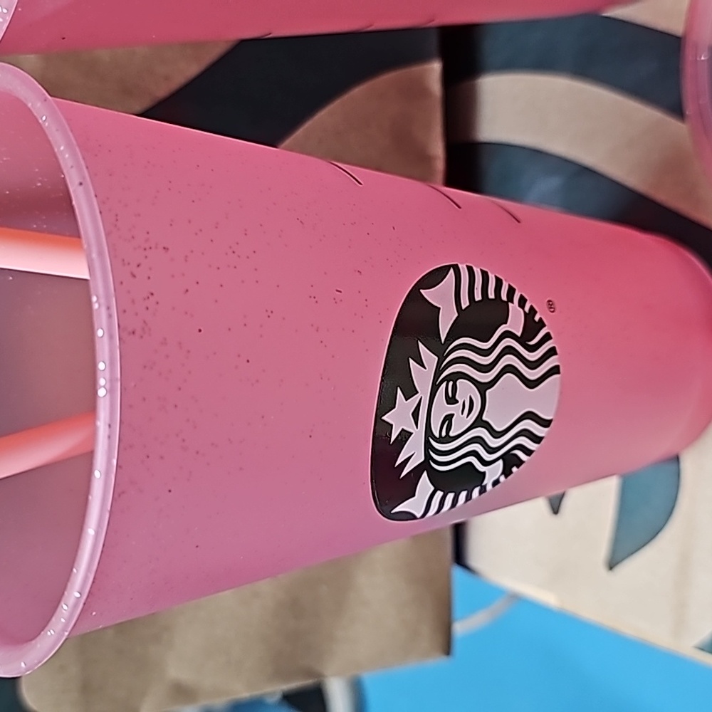 NEW Starbucks Cold Cups 24 oz. Pink with glitter. Set of 2. - Picture 4 of 6